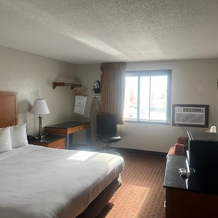 Days Inn By Wyndham Fort Dodge Εξωτερικό φωτογραφία
