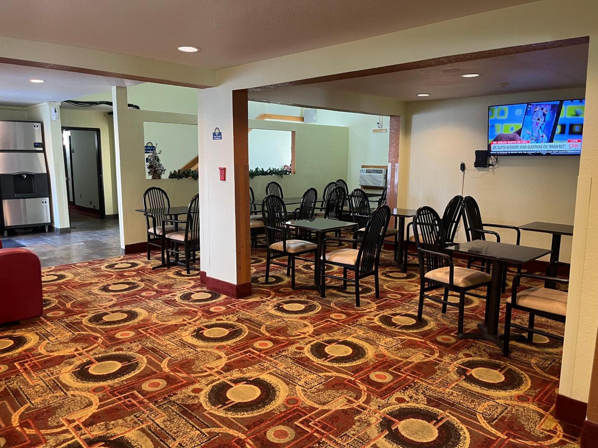 Days Inn By Wyndham Fort Dodge Εξωτερικό φωτογραφία