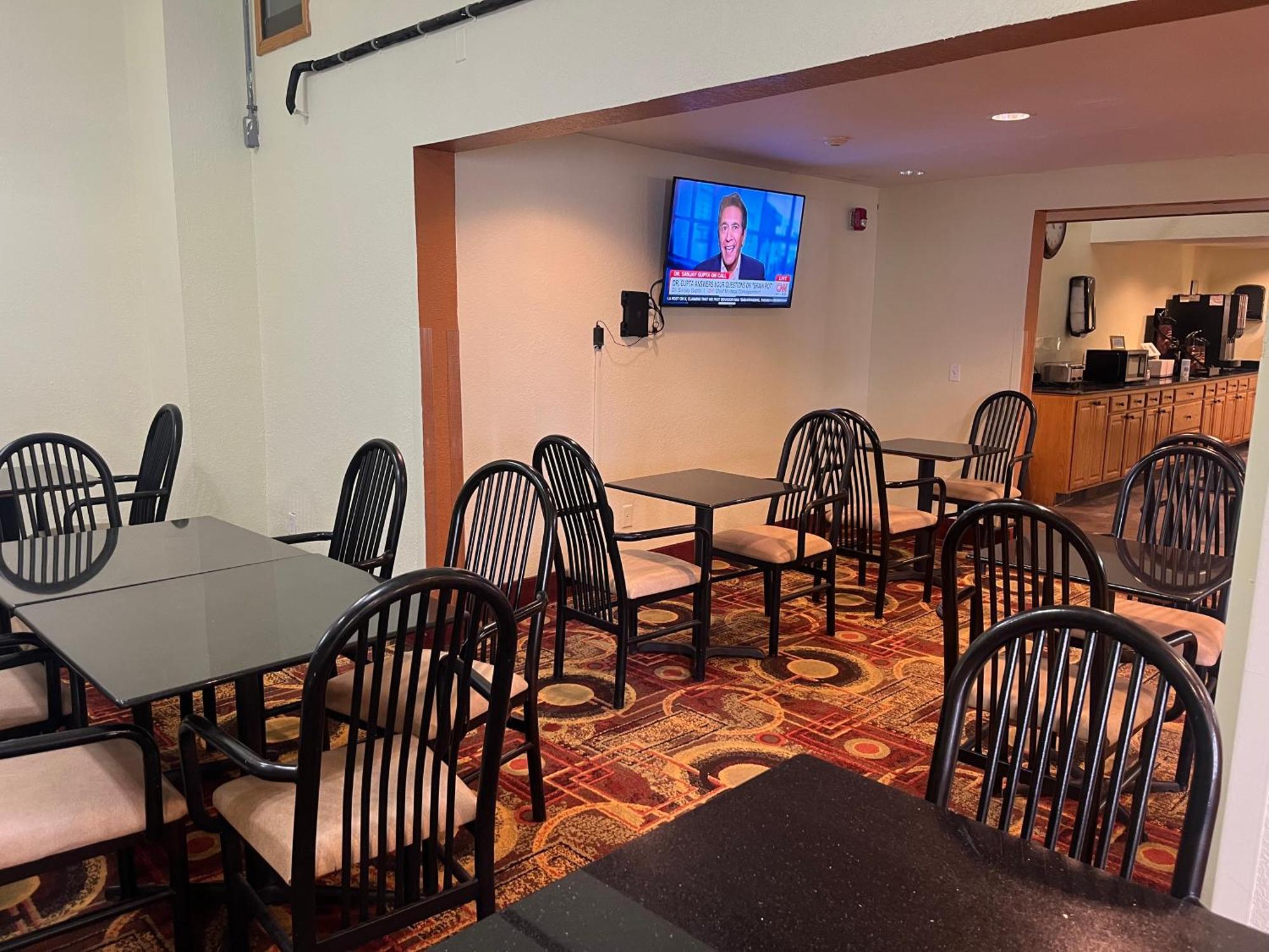 Days Inn By Wyndham Fort Dodge Εξωτερικό φωτογραφία