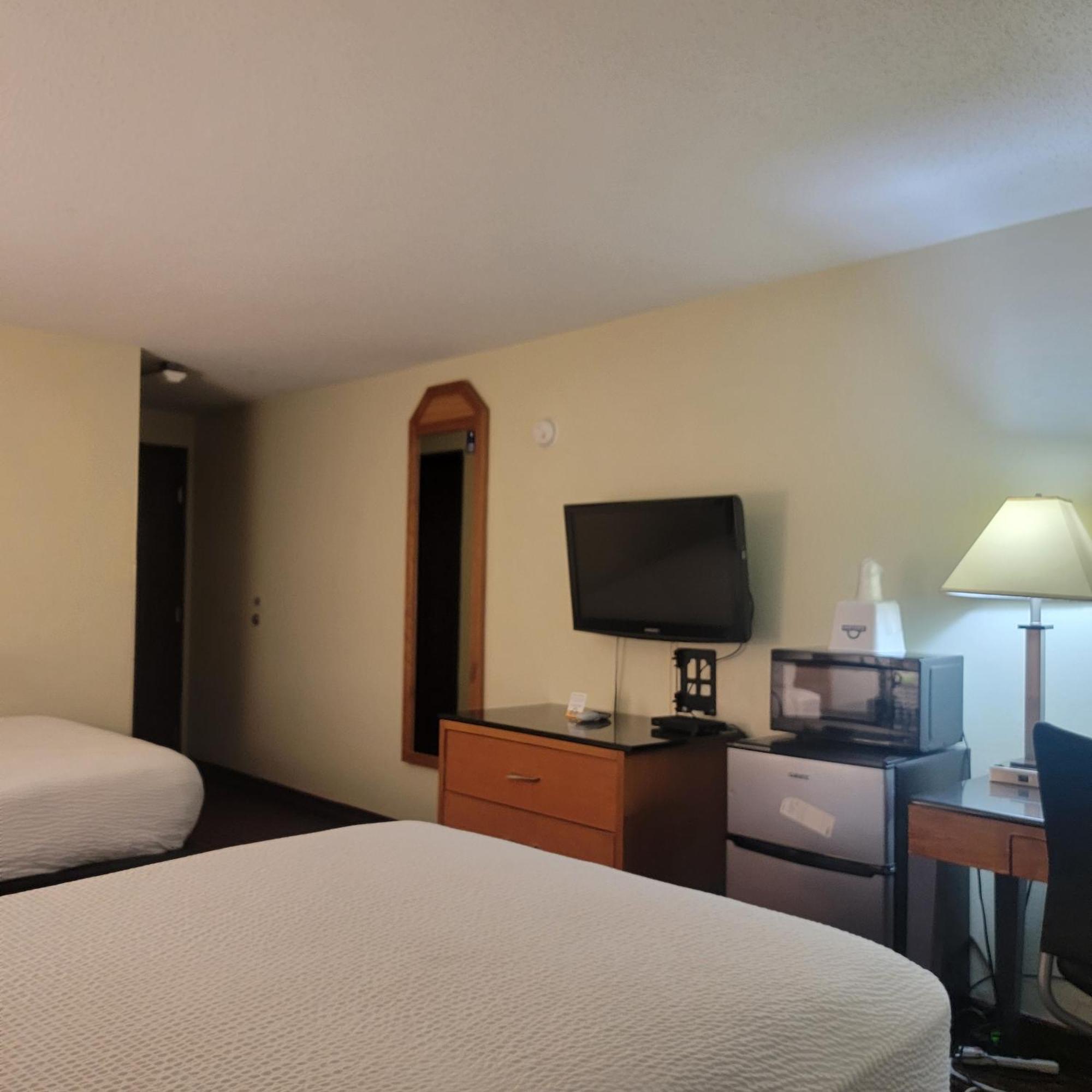 Days Inn By Wyndham Fort Dodge Εξωτερικό φωτογραφία