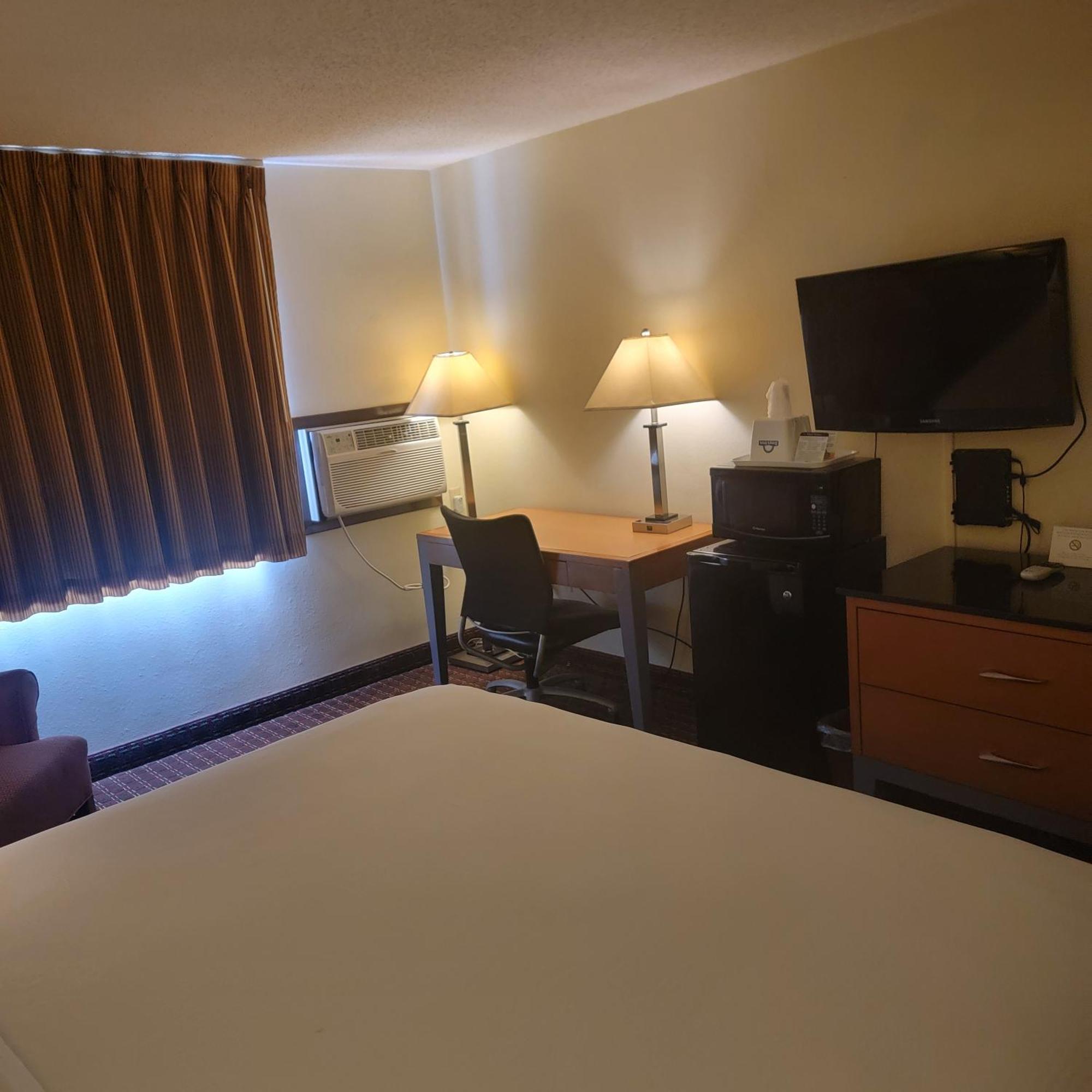 Days Inn By Wyndham Fort Dodge Εξωτερικό φωτογραφία