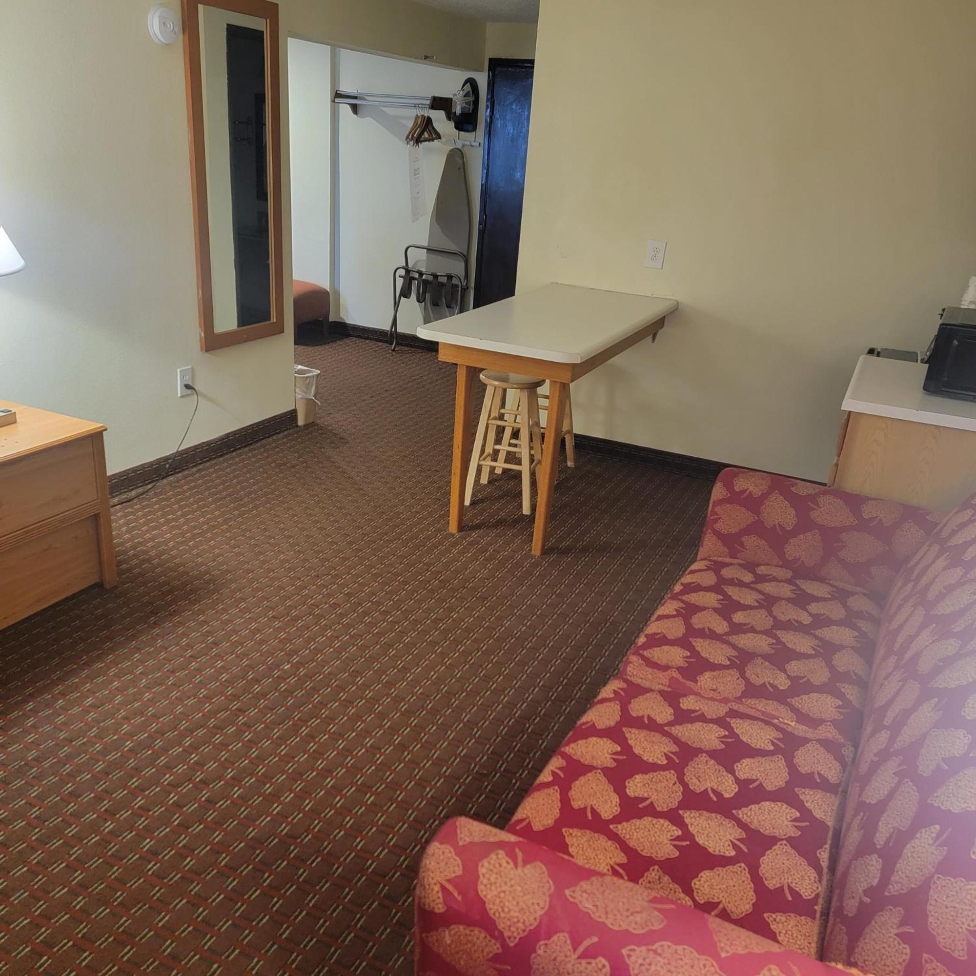 Days Inn By Wyndham Fort Dodge Εξωτερικό φωτογραφία