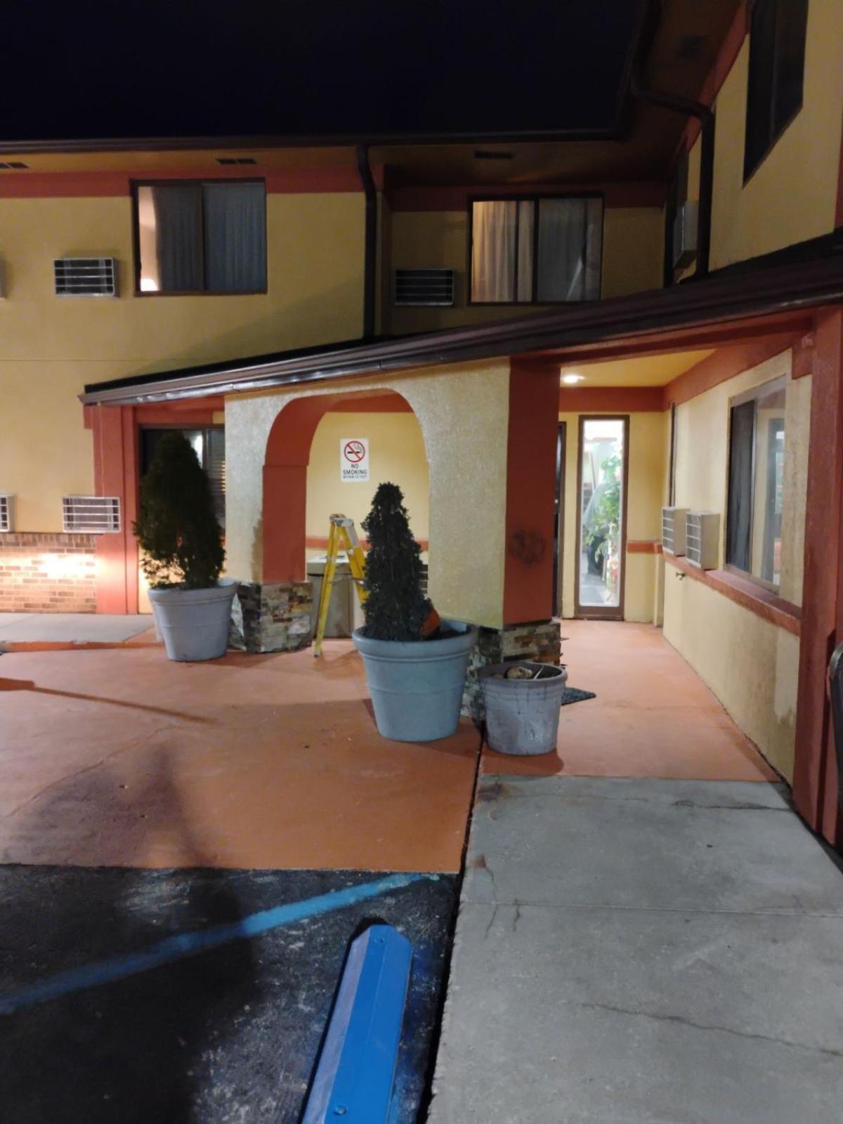 Days Inn By Wyndham Fort Dodge Εξωτερικό φωτογραφία