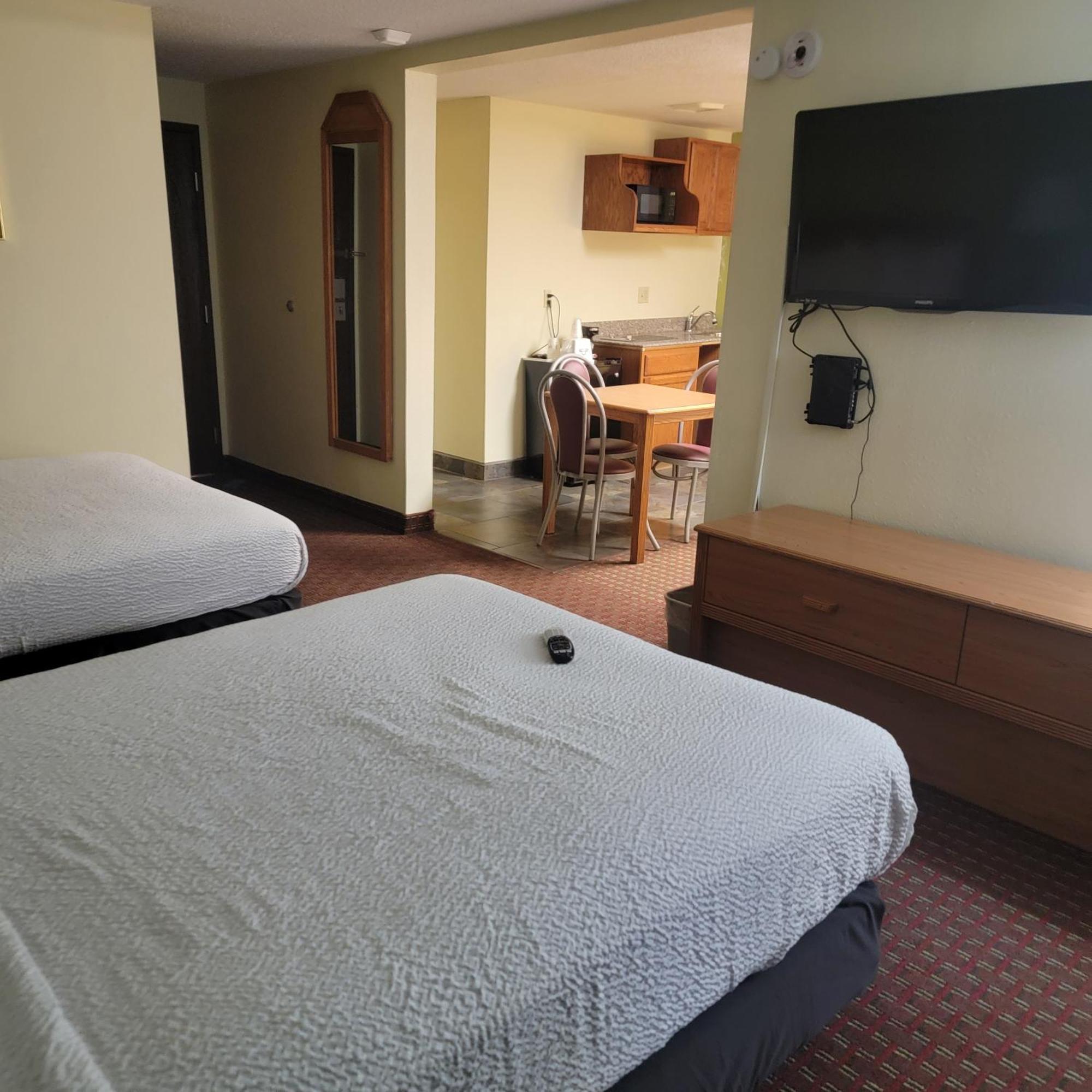 Days Inn By Wyndham Fort Dodge Εξωτερικό φωτογραφία